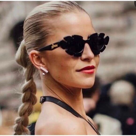Loewe Accessories - Loewe Paula Ibiza Flower
Shaped Sunglasses in Black / New in Box and Case